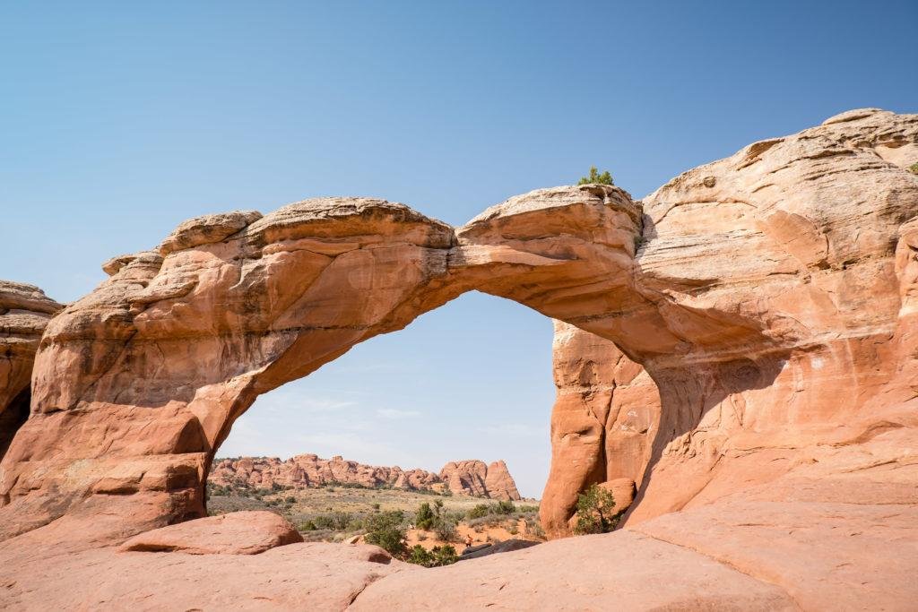 broken arch amazing epic hikes in arches 