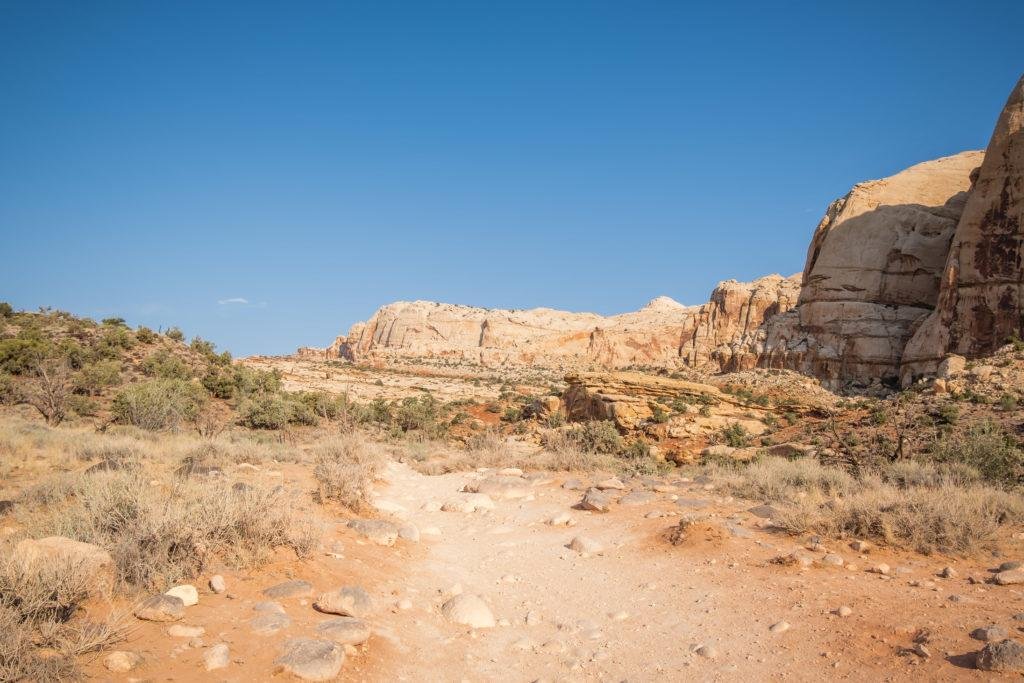best hikes in capitol reef