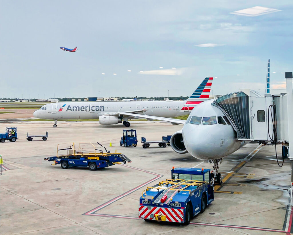 airplanes on airport