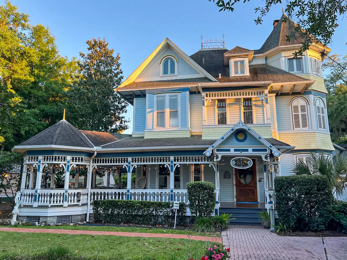 McKenzie-House-Sweetwater-Branch-Inn